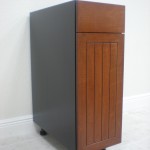 Polliwood V-Groove Door Style