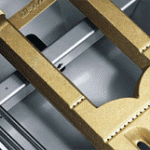 Lynx Cast Brass Burner