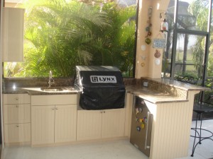 Functional Outdoor Kitchen Functional Outdoor Kitchen